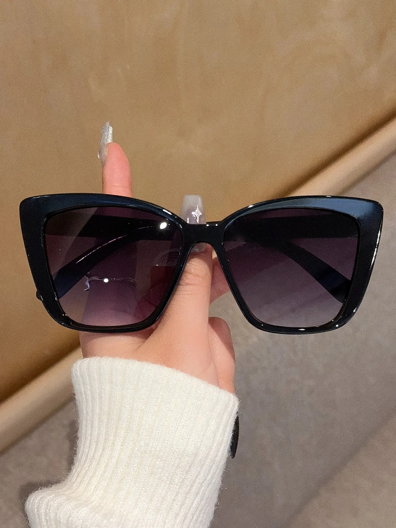 Sunglasses Cat Eye - แว่นกันแดดทรงแคทอายสุดฮิตสำหรับผู้หญิง แว่นกันแดดทรงเหลี่ยมสไตล์เรโทร ป้องกันรังสียูวี 400 แว่นตาแฟชั่นฤดูร้อน