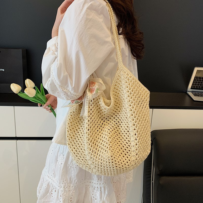 กระเป๋าโท้ทลายลูกไม้ประดับโบว์ - Crochet Bag Raffia บทวิจารณ์และราคา