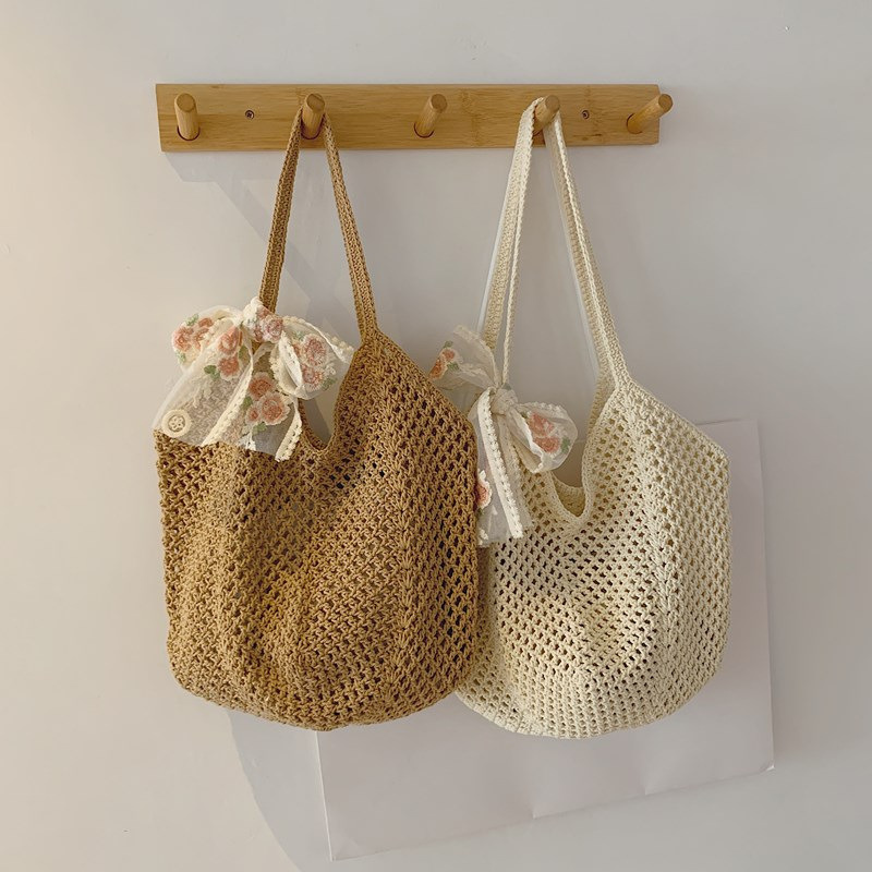 กระเป๋าโท้ทลายลูกไม้ประดับโบว์ - Crochet Bag Raffia บทวิจารณ์และราคา